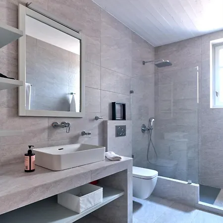 House Kohyli 5d Paros בית נופש